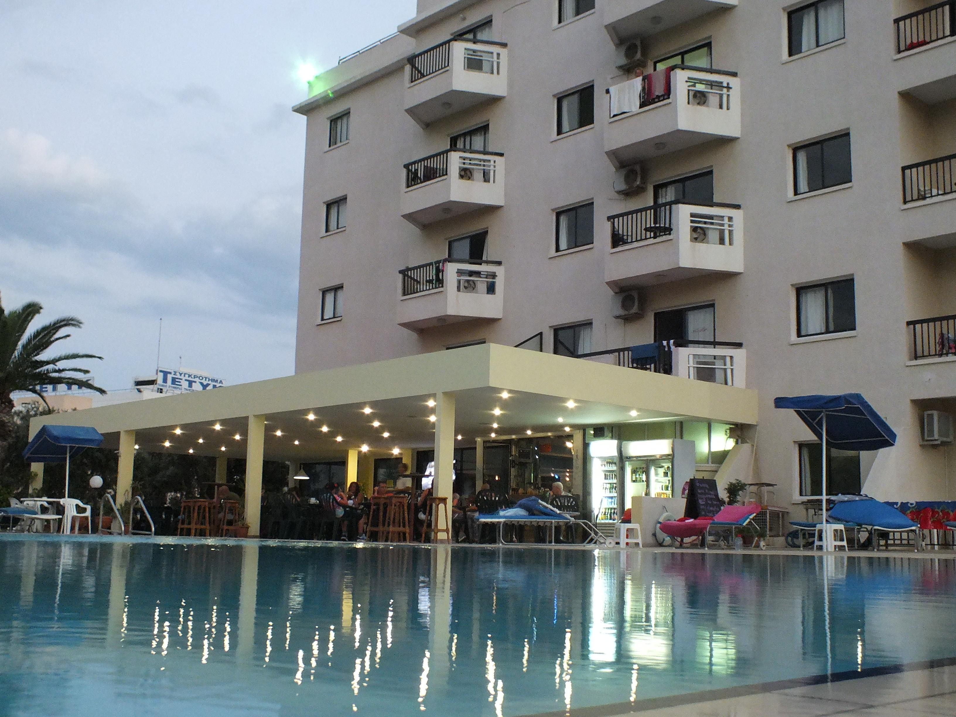 Livas Hotel Apartments Pernera Exterior photo